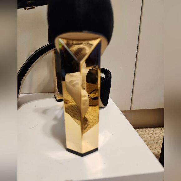 Michael Kors "Petra" Black Suede Gold Metal Heel Platform Sandals Sz.8 Ret.$175 - Picture 12 of 12